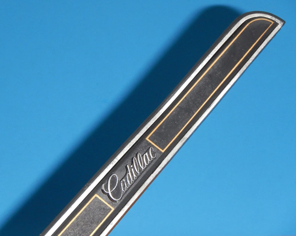 Cadillac Fleetwood Deville 1977 1978 1979 OEM sensor de control de clima embellecedor de tablero Foto 4 de 4