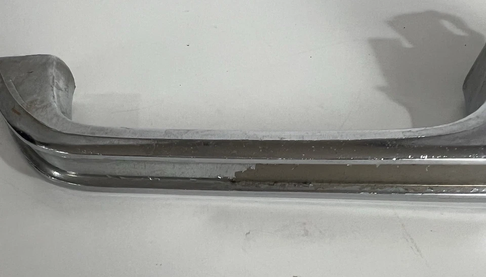 Manija de puerta lateral derecha de carrocería cuadrada Chevy/GMC Foto 3 de 4