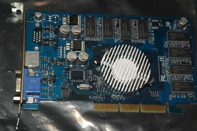 Abit Siluro GF4 nVidia GeForce4 MX 440 SE 64 MB VGA/S-Video AGP Grafikkarte
