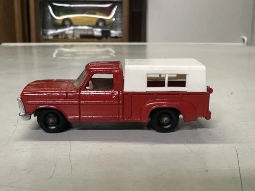 NICE Lesney Matchbox diecast car #6 FORD PICKUP TRUCK with TOPPER