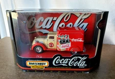 1998 Matchbox 1937 DODGE AIRFLOW Red/Gold COCA COLA Brand COLLECTIBLE 1:43 37972