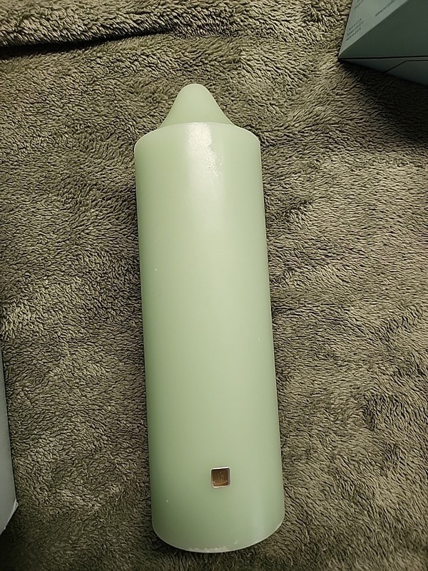 PartyLite HONEYDEW 3 x 9 Bell Top Pillar Candle S3952 NIB Retired Rare Melon HTF