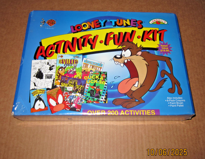 NEW Landoll's Looney Tunes Activity Fun Kit Warner Bros 1997