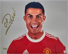 Cristiano Ronaldo Signed Photo 20x25 cm 8x10 in  GCOA Certificate of Authenti