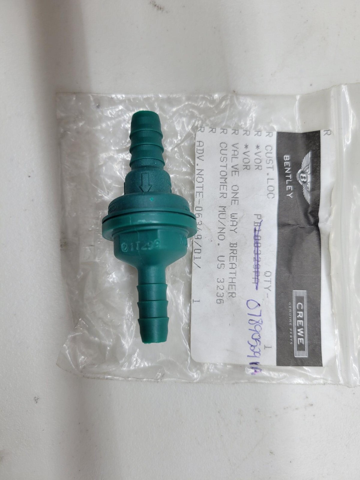 Rolls Royce / Bentley Valve One Way Breather PB100329PA