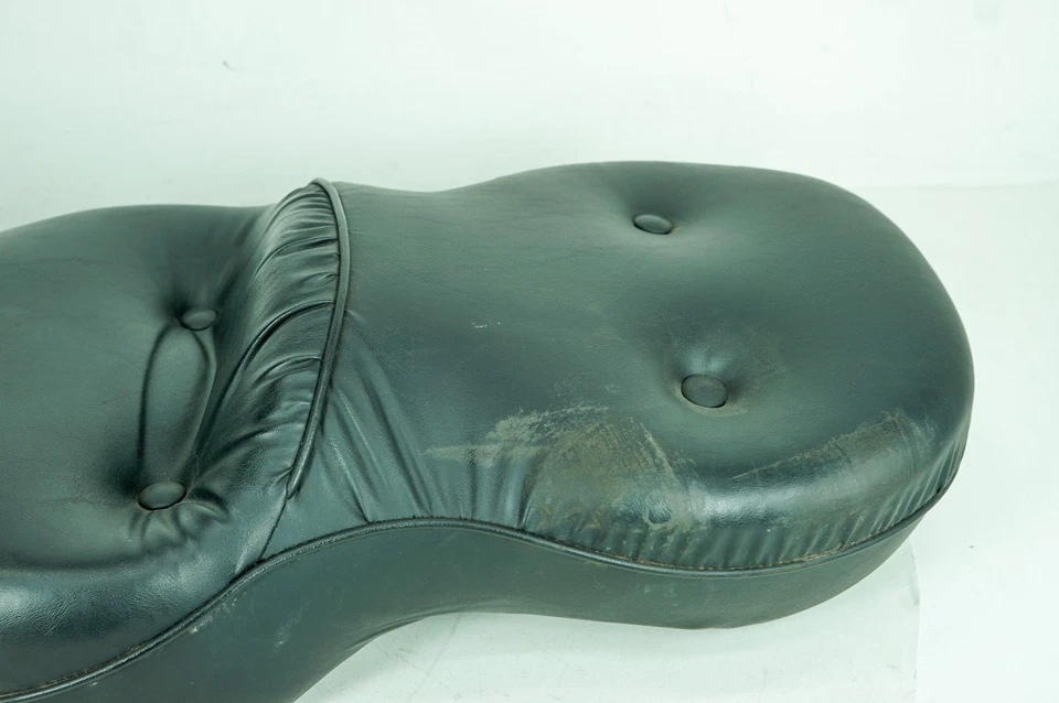 98 Harley Sportster Hugger XL883 Passenger Driver Rider Seat Saddle SCRATCH 1343 - Image 3 of 4