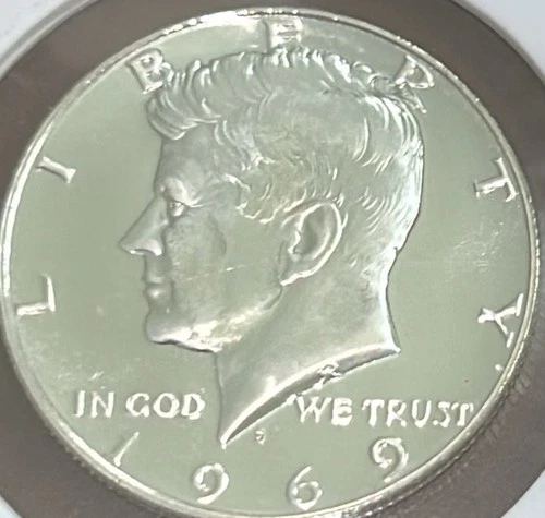 1969 S 50C Kennedy Half Dollar Proof 40% Silver. **Free Shipping**