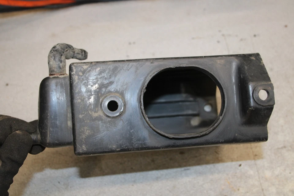 Honda CB550F Super Sport 1975 caja de filtro de admisión de aire caja K4-9040 ABH Foto 3 de 4