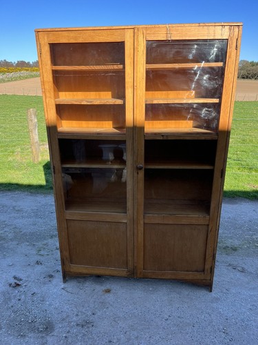 Large Oak Bookcase / Cupboard / School Cupboard / Shop Fitting - Picture 5 of 16