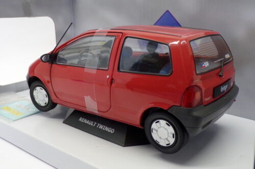 Solido 1/18 Scale Diecast S1804002 - Renault Twingo - Red - Picture 2 of 4