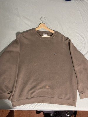 brown vintage nike crewneck