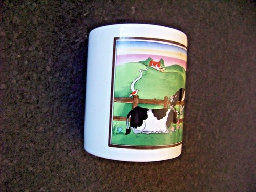 Cows in pasture ceramic mug coffee cup flat cow handle - 第 2/5 張圖片