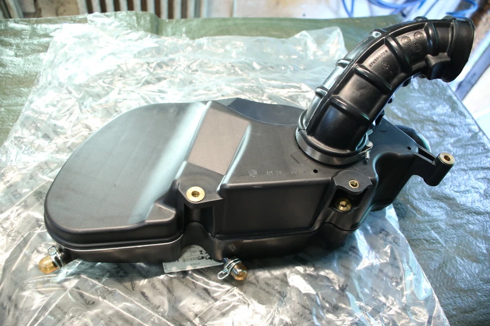 Piaggio MP3 125 ZAPM6310 original Luftfilter Kasten 878926 Airfilter Filtro Aria - Bild 3 von 4