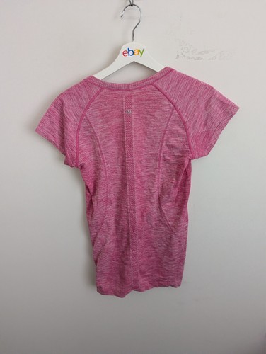 Lululemon T-Shirt Womens Size 8 Pink Short Sleeve Polyester Blend Stretch Fabric - Picture 7 of 10