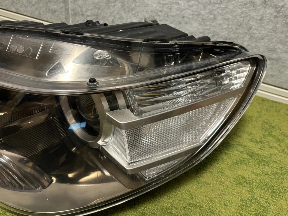 Acura Genuine RL Honda Legend KB2 2008-2012 HID Xenon Headlight Lamp Pair OEM - Image 4 of 4