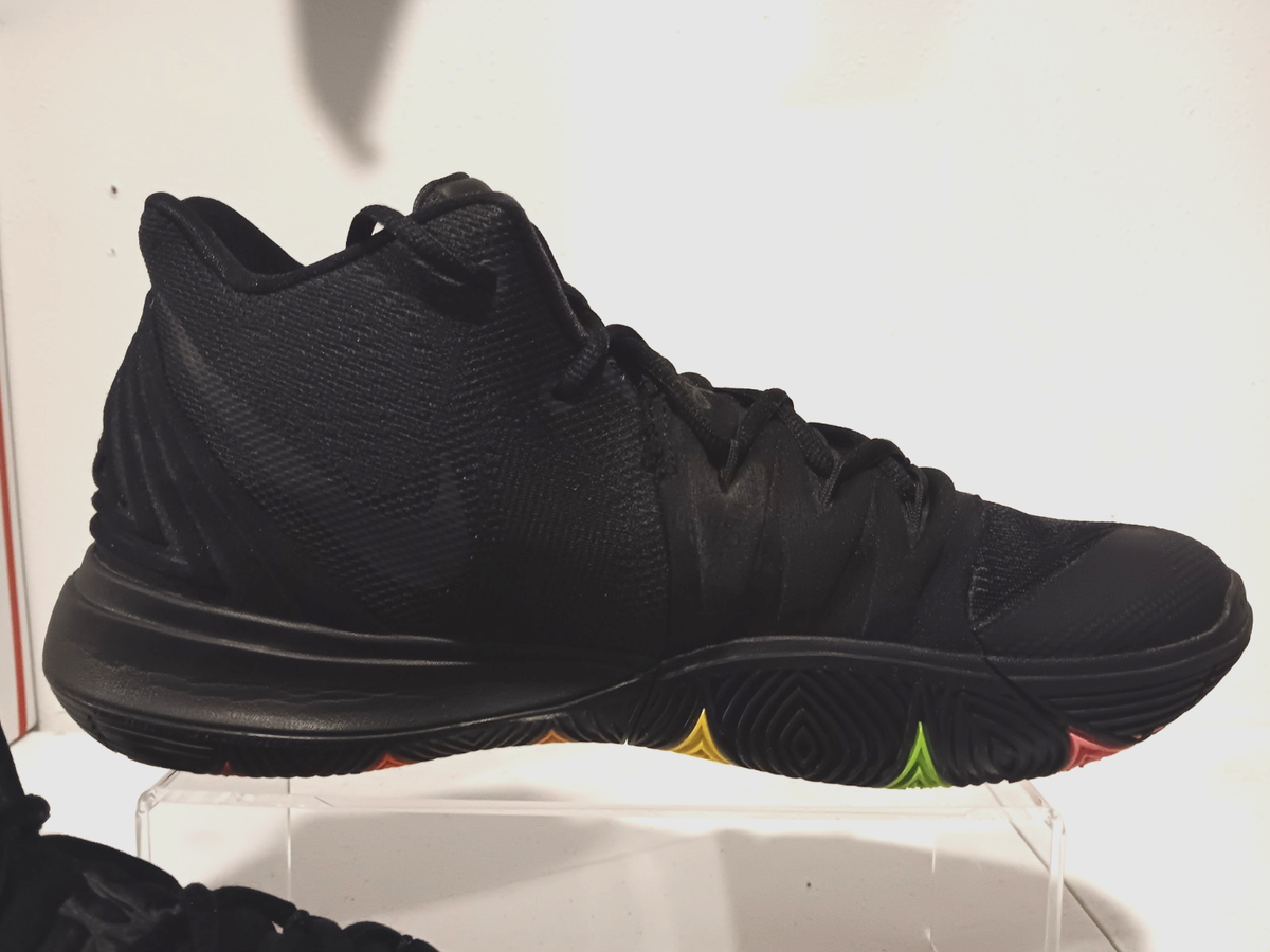 Kyrie 5 ブラック/グリーン ナイキ カイリー5 