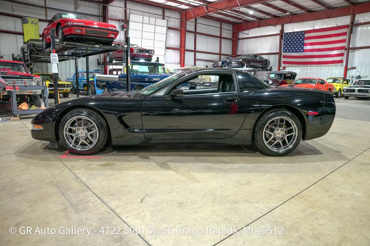 1999 Black Chevrolet Corvette   | C5 Corvette Photo 4