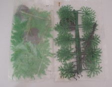 BRITAINS TREES WEEPING WILLOW & SIVER BIRCH