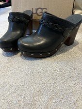 UGG BN BOOTS SIZE 38 Black