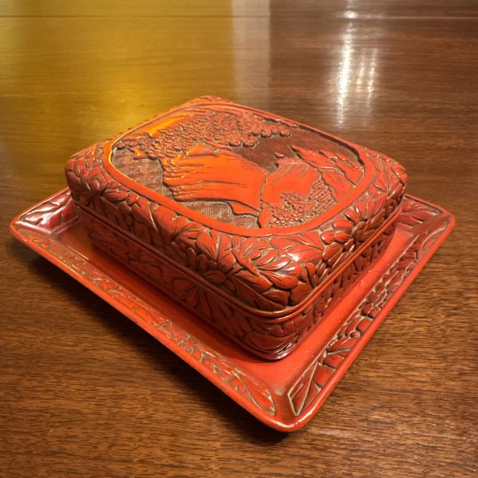 Japanese Red Cinnabar Tsuishu Handcarved Lacquer Box Meiji Period 1868-1912 - Image 3 of 4