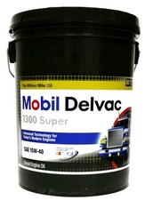 Aceite de súper motor Mobil 112691 15W-40 Delvac 1300 - cubo de 5 galones 112691 - estuche