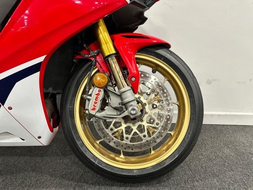 Honda CB 1000 RR FIREBLADE SP - Picture 6 of 9