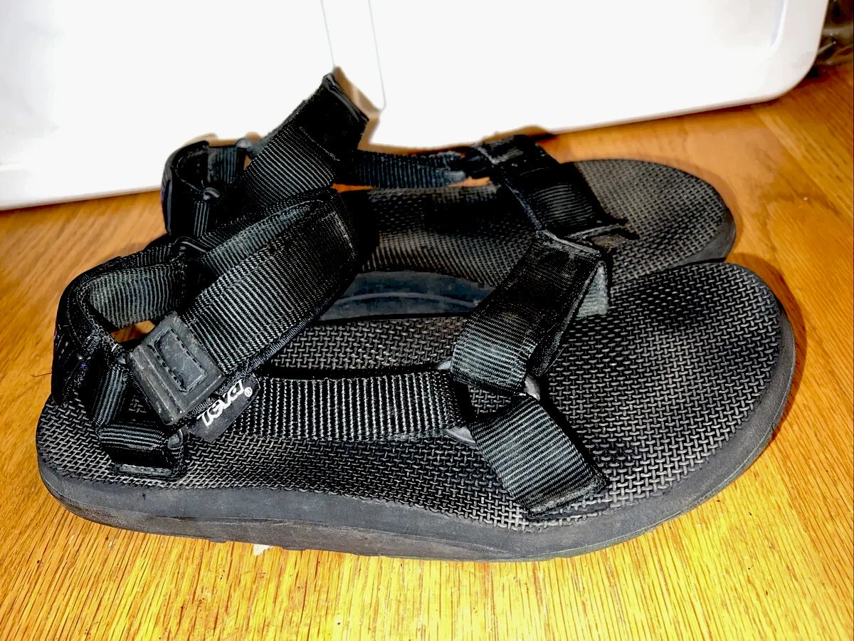 Teva Men s Original Universal Urban Black Sandals 1004010 M 10