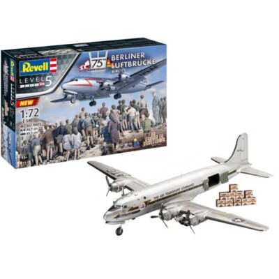 Revell #05652 1/72 C-54D Gift Set Berlin Airlift (C-54D)