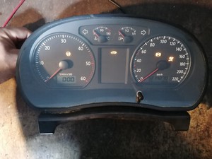 9670 Tacho Kombiinstrument VW Polo 9N Magneti Marelli 6Q0920804J 214270 km