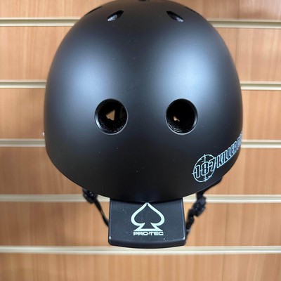 187 Killer Pads x Lizzie Armanto zertifizierter Skateboard BMX Helm schwarz/blumenartig