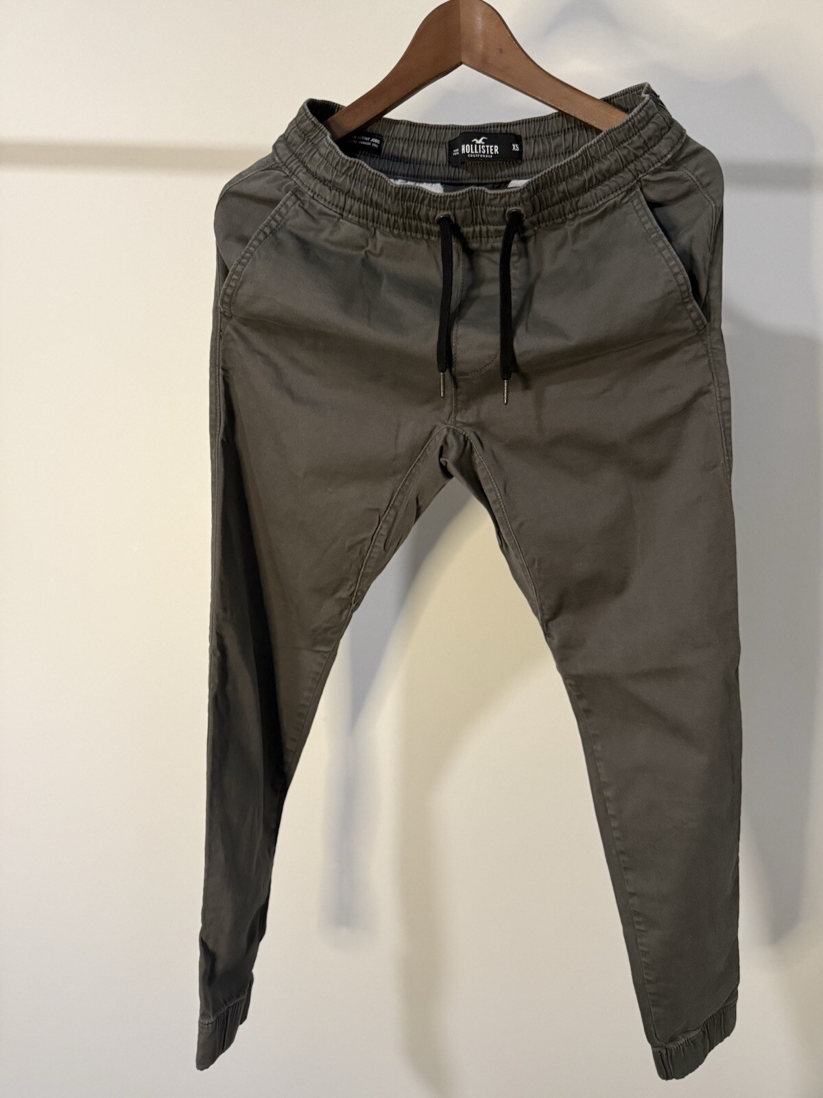 Hollister Men’s Advanced Stretch Supper Skinny Jogger XS