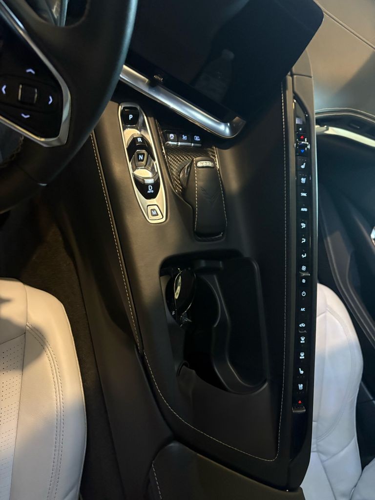 2020 Arctic White Chevrolet Corvette   | C8 Corvette Photo 7