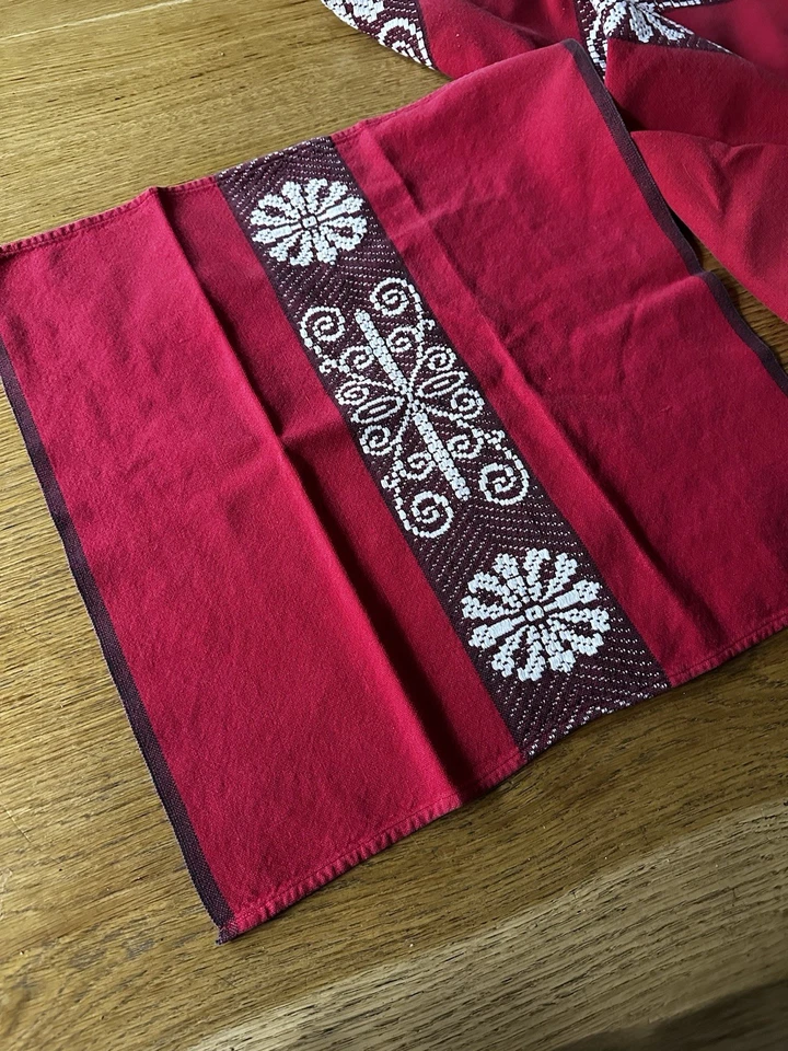 nappe rouge Et 6 Serviettes anciennes linge basque - Photo 4/4