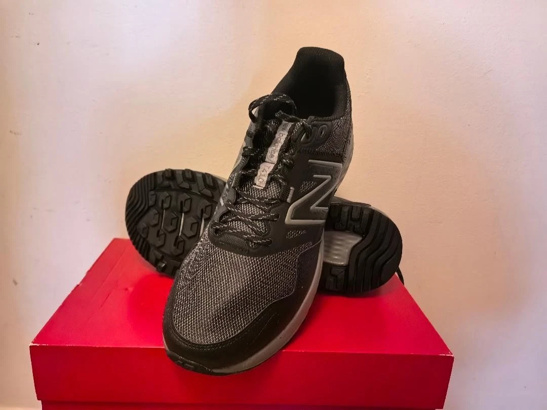 New! Mens New Balance 410 Trail Running Sneakers Shoes - 10 X Wide Black