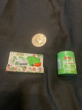 Mini Hyper Blaster Nickelodeon Slime And A Container Of Super Glossy Slime
