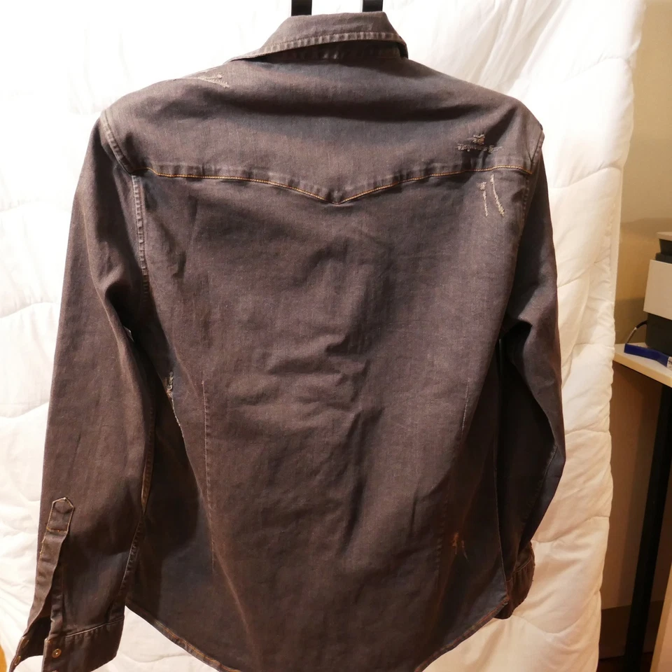 Camisa a Presión Occidental Gris Dk Clásica 48 Italia Botones Negros Envejecidos Foto 2 de 4