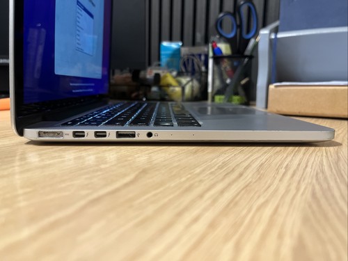 Apple MacBook Pro Retina 13-inch - 2015 - A1502 - i7 16GB RAM - 500GB HDD - Picture 9 of 12