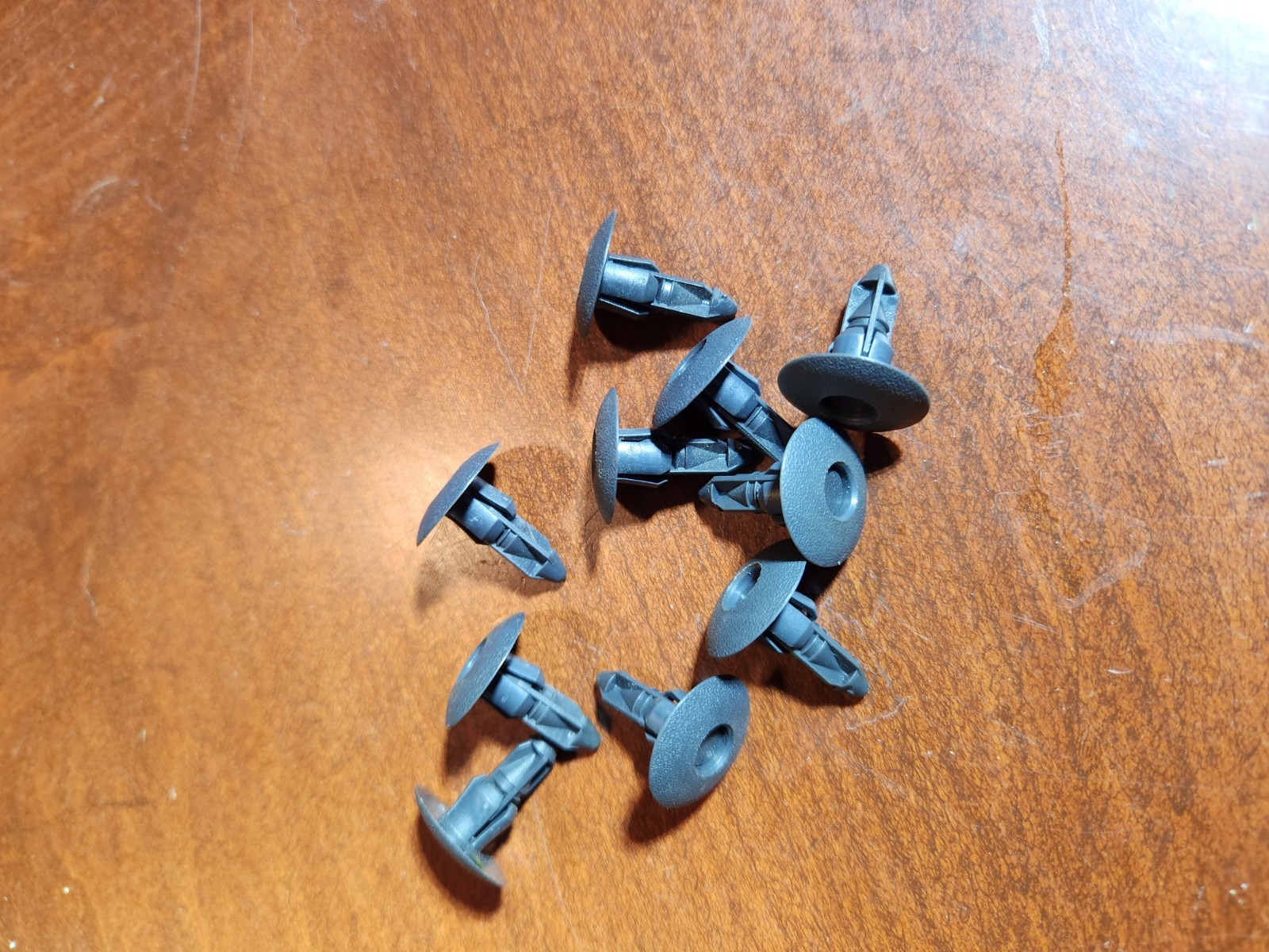 10 Pack Of OEM SAAB Interior Panel Mounting Push Pin Rivets  #92152036