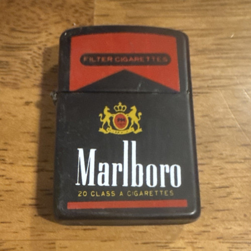 Marlboro Cigarettes Design Black Flip-Top Lighter