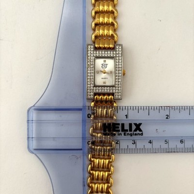 Vintage Elizabeth Taylor White Diamonds Watch Old Money  display picture 1