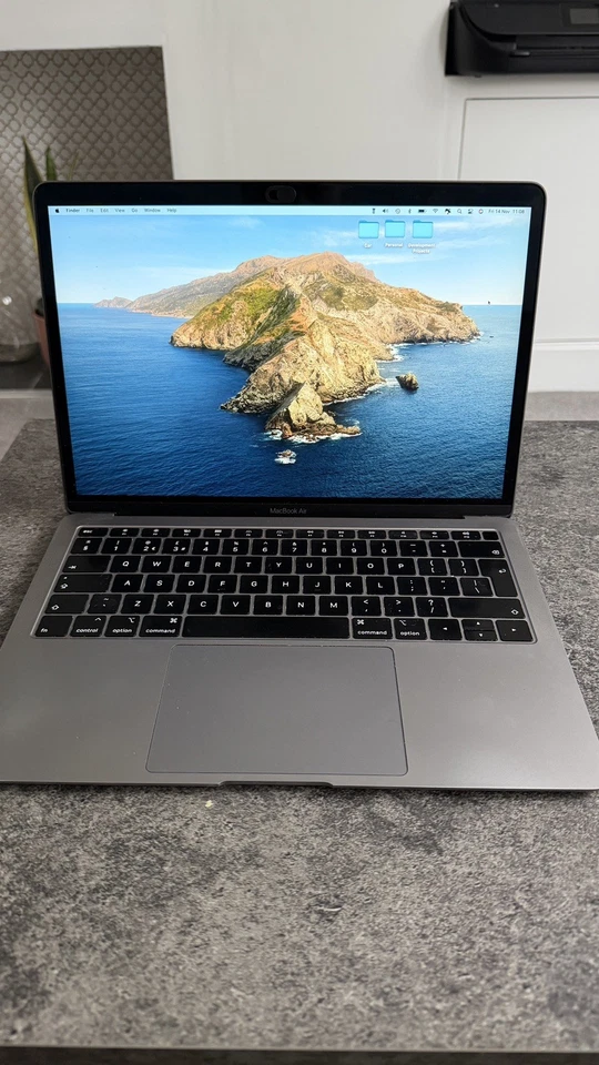 Apple MacBook Air 13" 2018 · i5 · 8GB · 5TB, photo 1 of 5