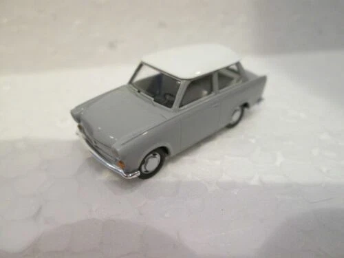 Trabant Auto- & Verkehrsmodelle mit OVP Limousinen