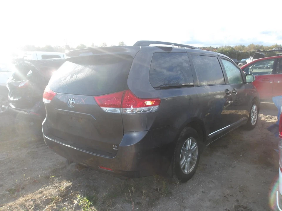 Eje de transmisión delantero izquierdo usado se adapta a: Toyota Sienna 2011 eje delantero 6 cilindros Foto 4 de 4