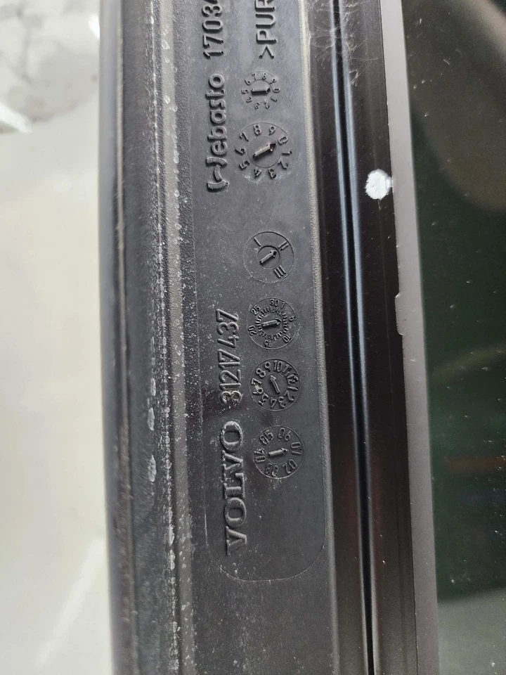 2008 VOLVO C30 T5 SUNROOF ROOF GLASS #005079 - Image 2 of 4