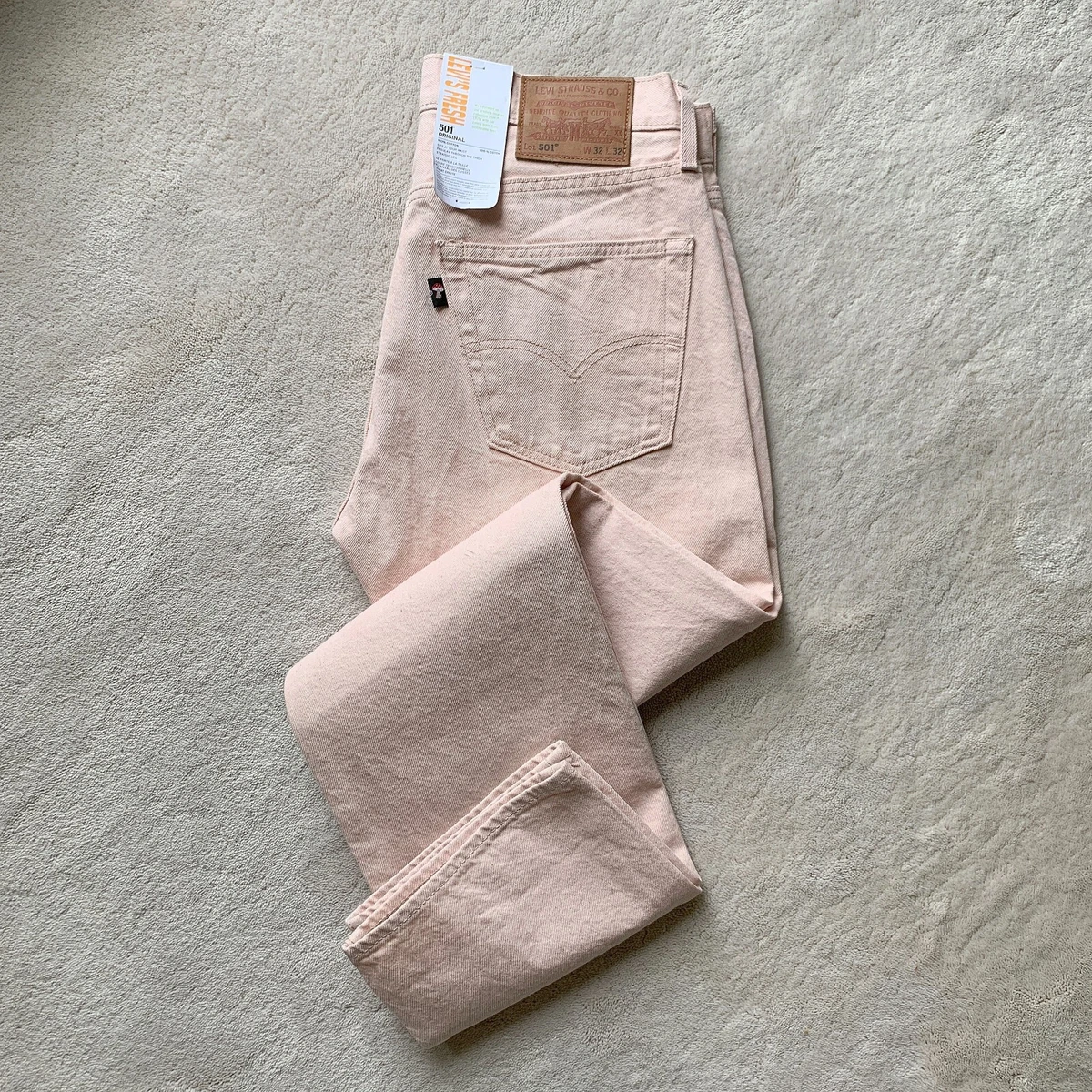 NWT super hot LEVI s Light Pink Straight Leg 501 JEANS Size 32X32