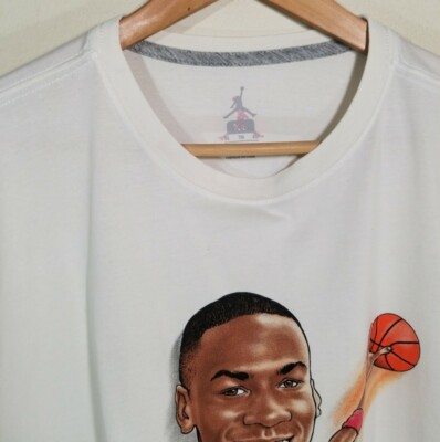 マイケルジョーダンMichaelJordanホワイト23白Tシャツ Michael Jordan #23 Dri Fit White T-Shirt Big Head Cartoon