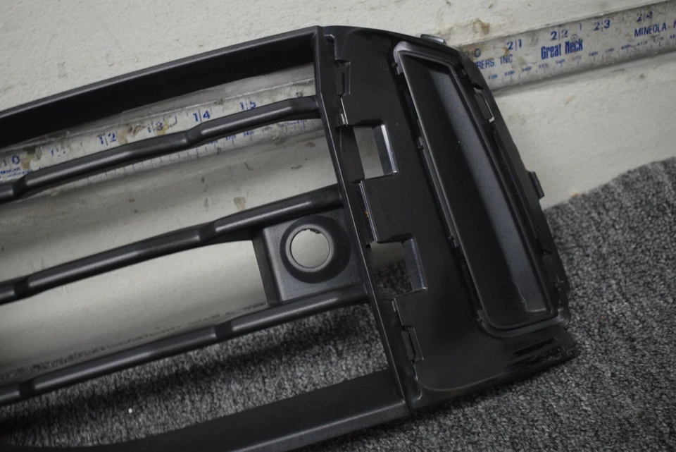 2016 AUDI Q7 ПЕРЕДНИЙ БАМПЕР НИЖНЯЯ РЕШЕТКА ЗАВОДСКОЙ OEM - Изображение 3 из 4