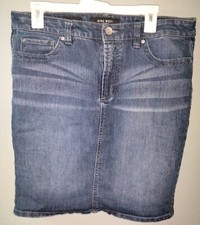 nine west denim skirt size 32/14