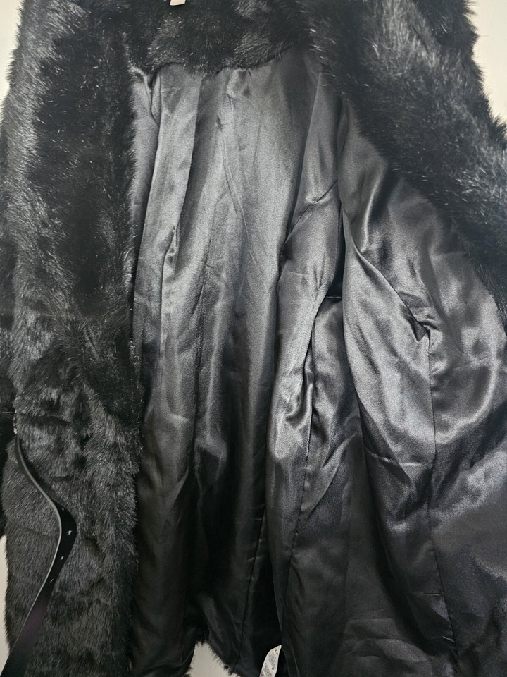 Ladies Fur Coat Size 22 eBay