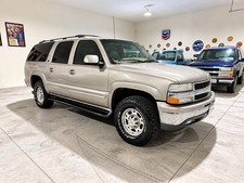 2000 Chevrolet Suburban K2500 4x4 LT Model Only 123k Miles